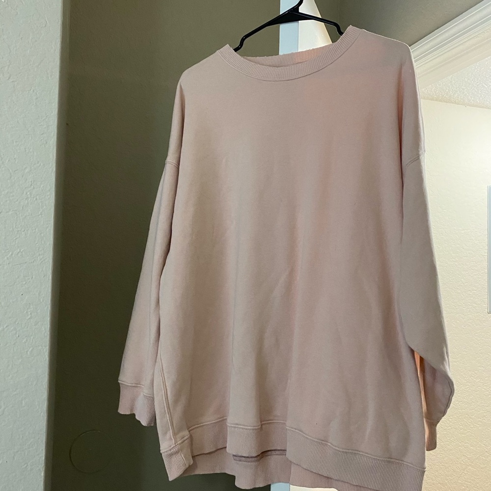 Oversized crew neck sweatshirt